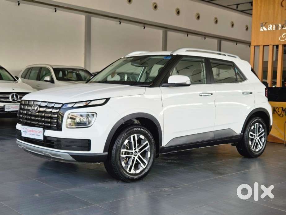 Hyundai Venue S Turbo Dct, 2024, Petrol