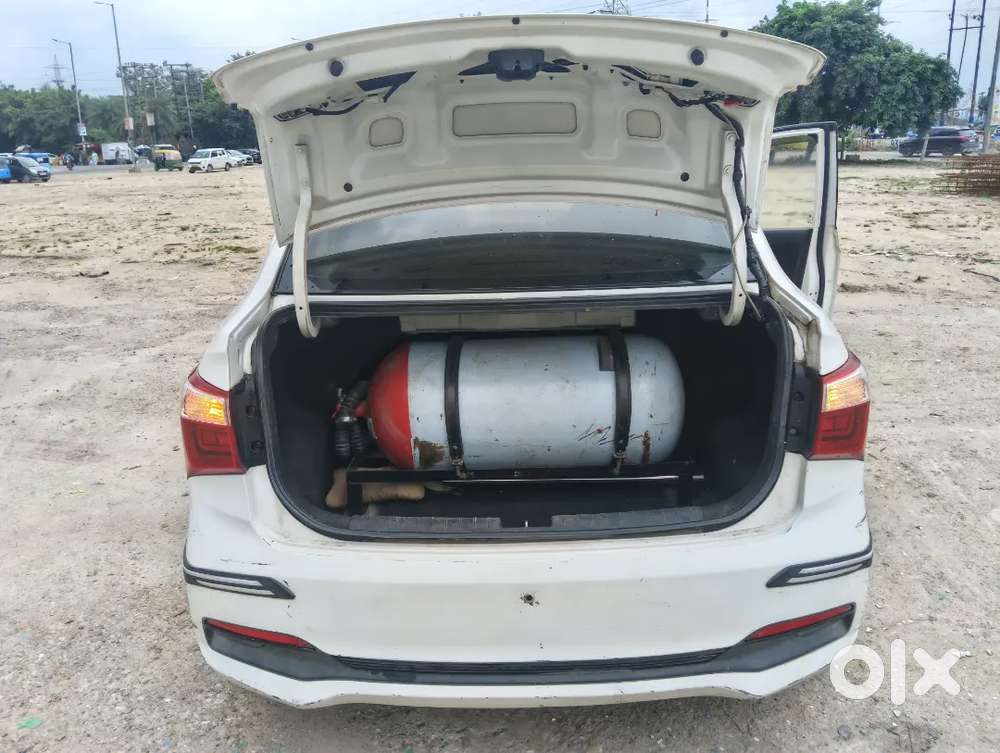 Hyundai Xcent 2018 Car Cng Out Fitted