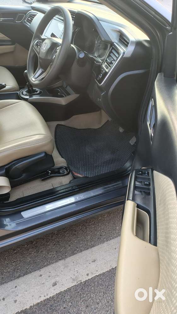 Honda City V Mt Exclusive, 2018, Petrol