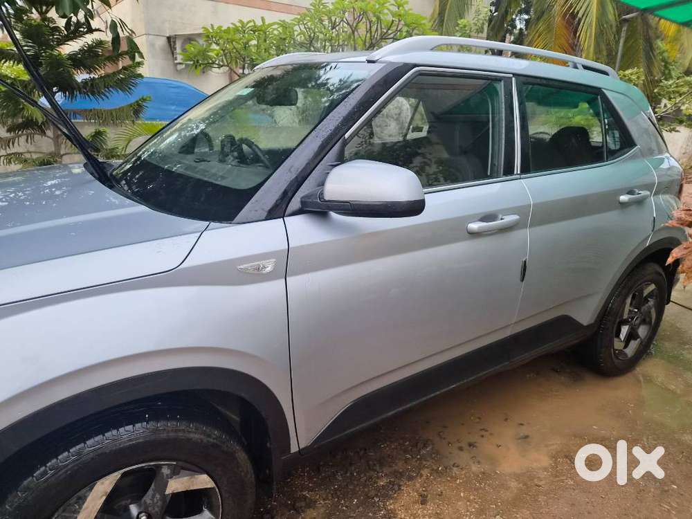 Hyundai Venue Turbo Dct 2020