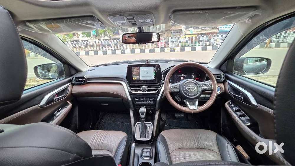 Toyota Urban Cruiser Hyryder 1.5 V Hybrid, 2024, Cng & Hybrids