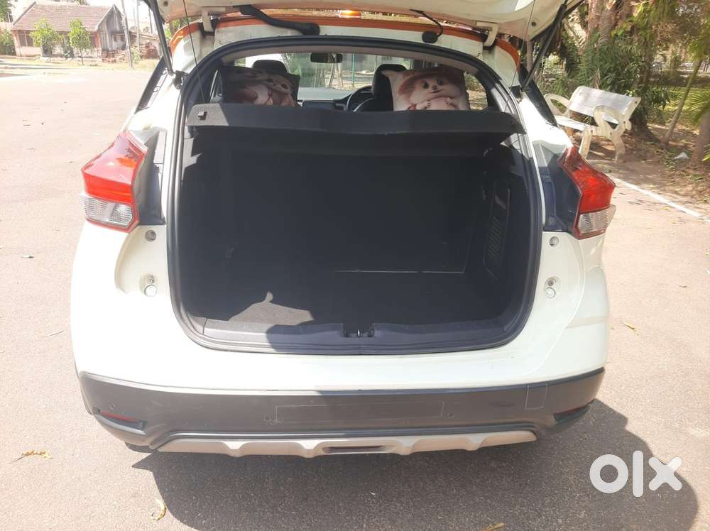 Nissan Kicks Xv Premium (o) 2019 Dual Tone   Diesel Well Maintained