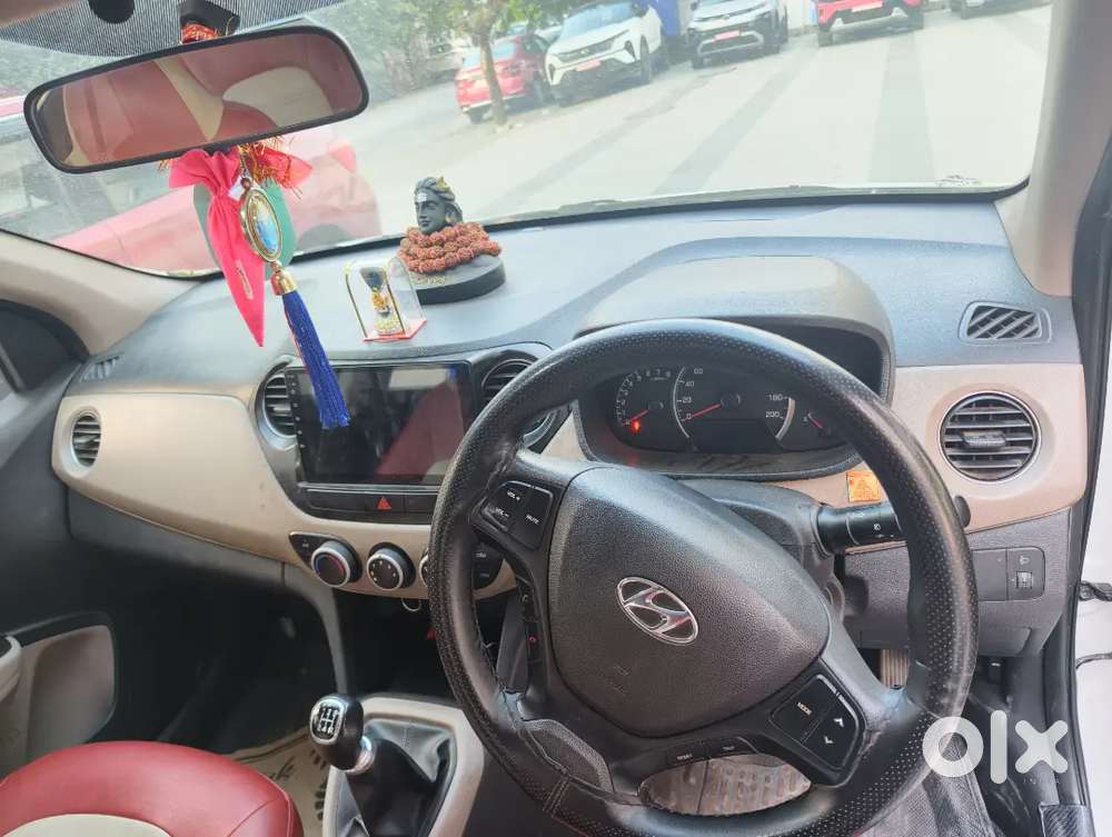 Hyundai I10 Sportz 2017 Petrol Manual