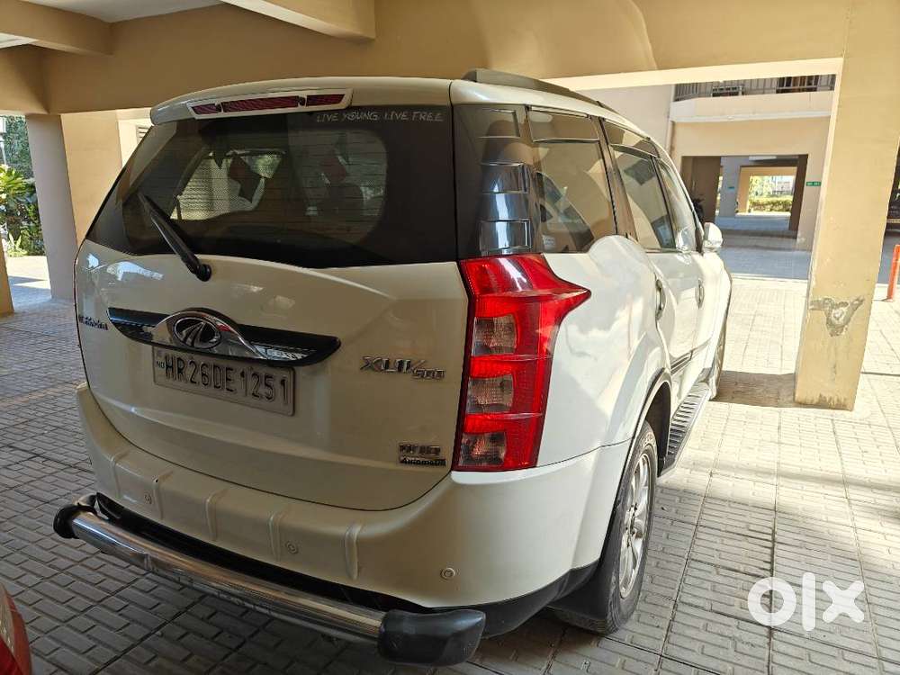 Xuv 500 Top Model At Sunroof