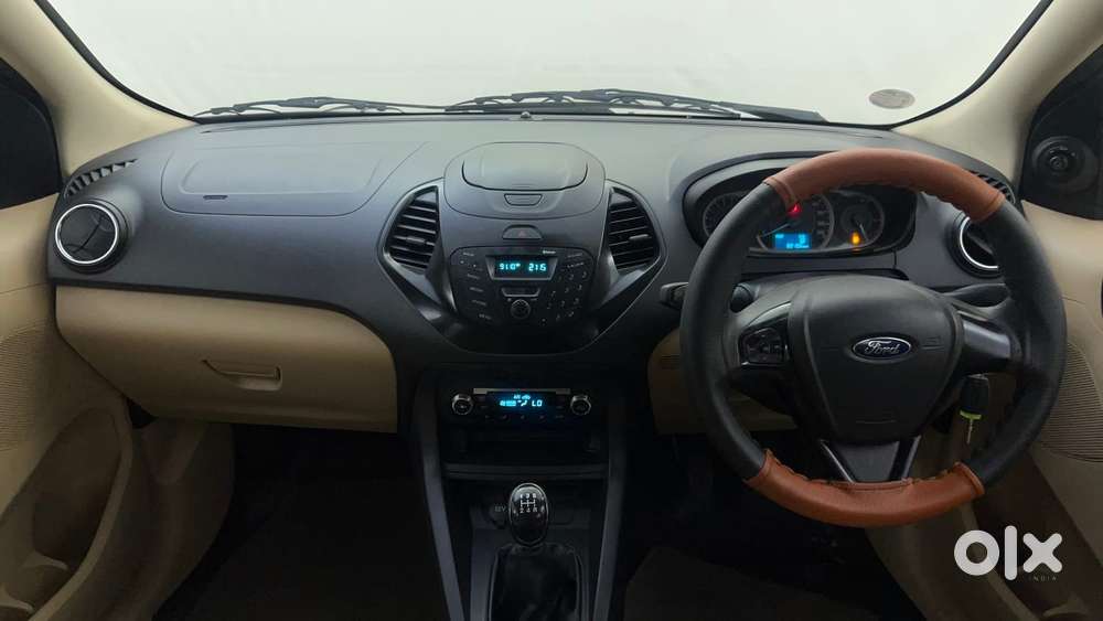 Ford Figo Aspire Titanium, 2016, Petrol
