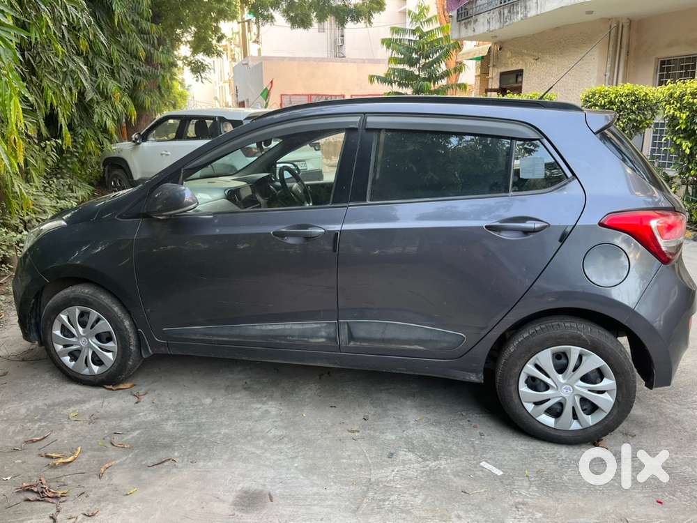 Hyundai Grand I10 2016 Petrol Car