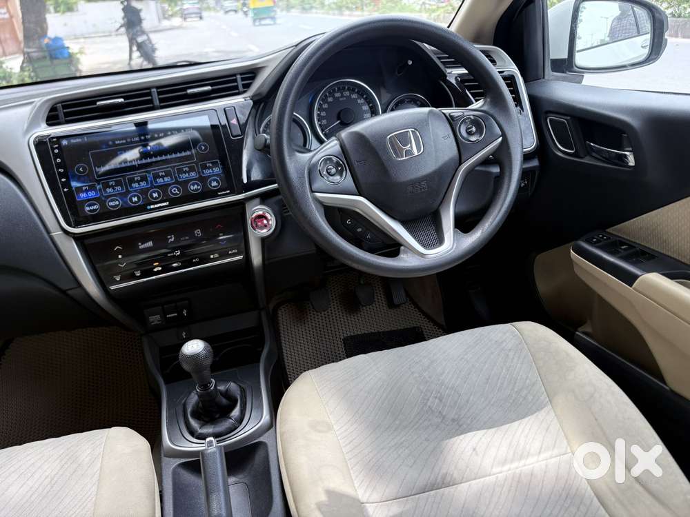 Honda City I-vtec V, 2017, Petrol