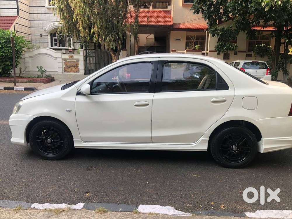 Toyota Etios Diesel Trd Sportivo, 2013, Petrol