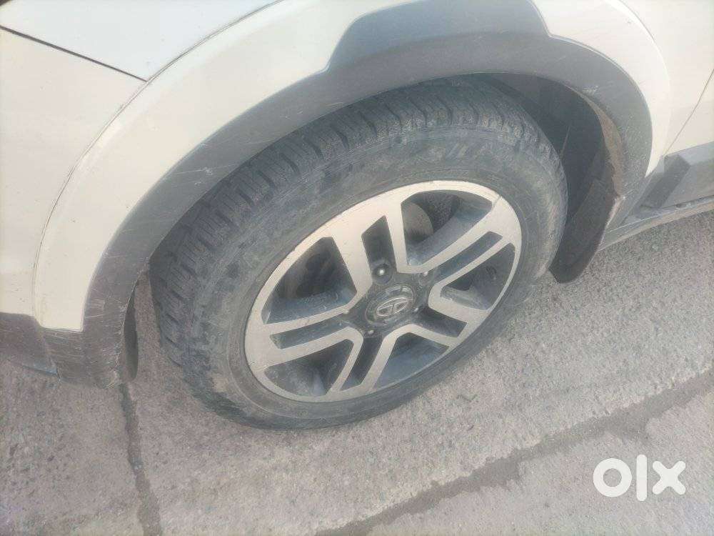 Tata Hexa Xt, 2018, Diesel