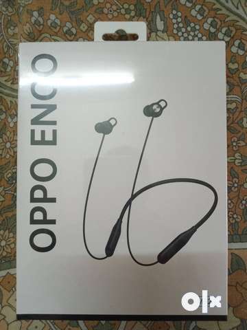 Oppo earphone best sale under 100