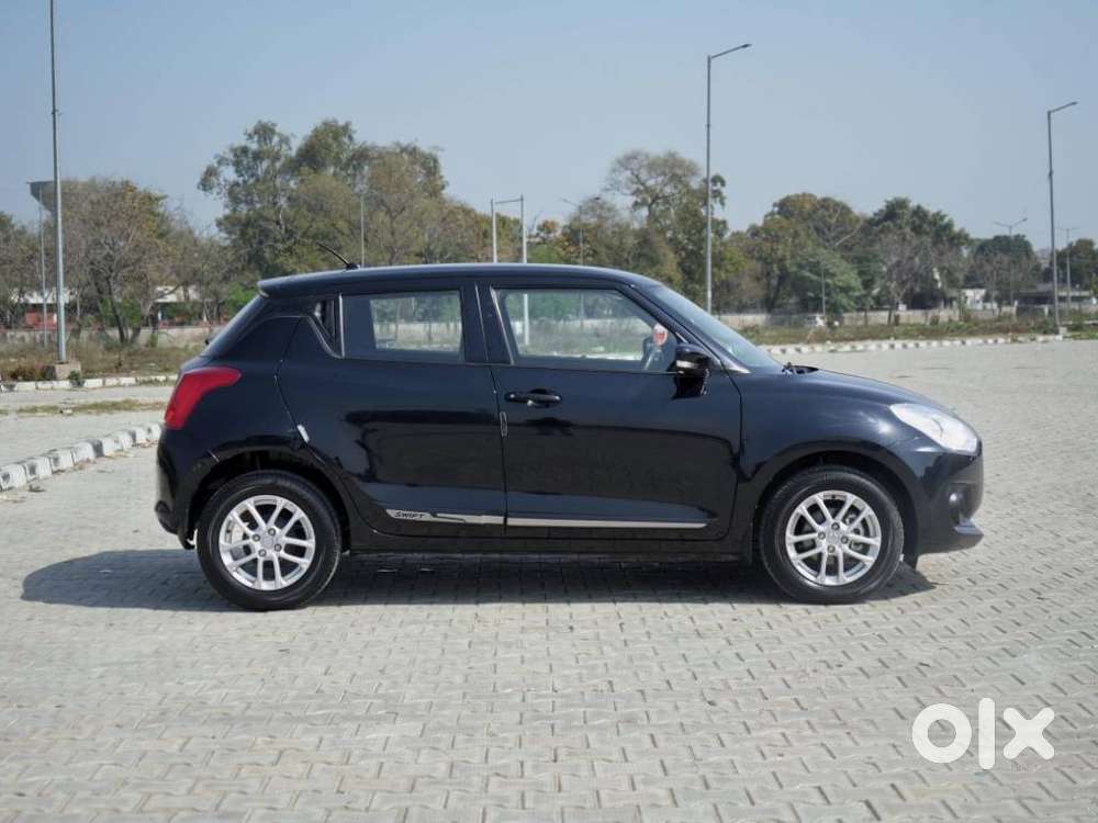 Maruti Suzuki Swift Vvt Zxi, 2023, Petrol