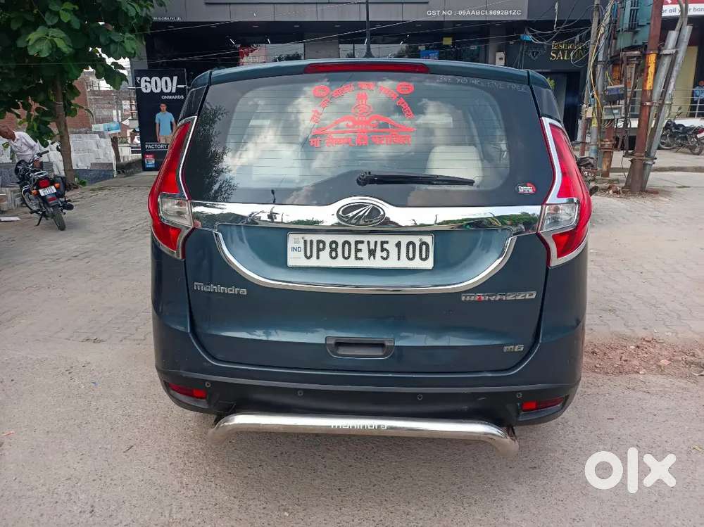 Mahindra Marazzo
