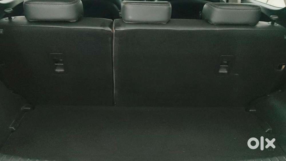 Mahindra Xuv300 W8 Option, 2022, Petrol