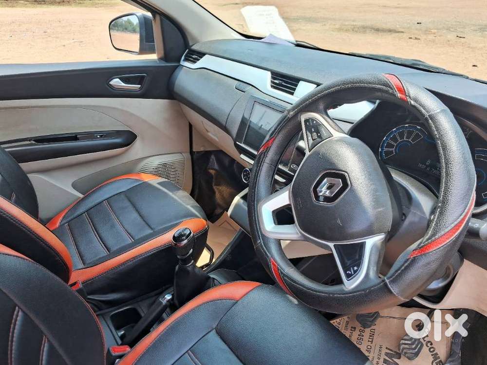 Renault Triber Rxz, 2022, Petrol