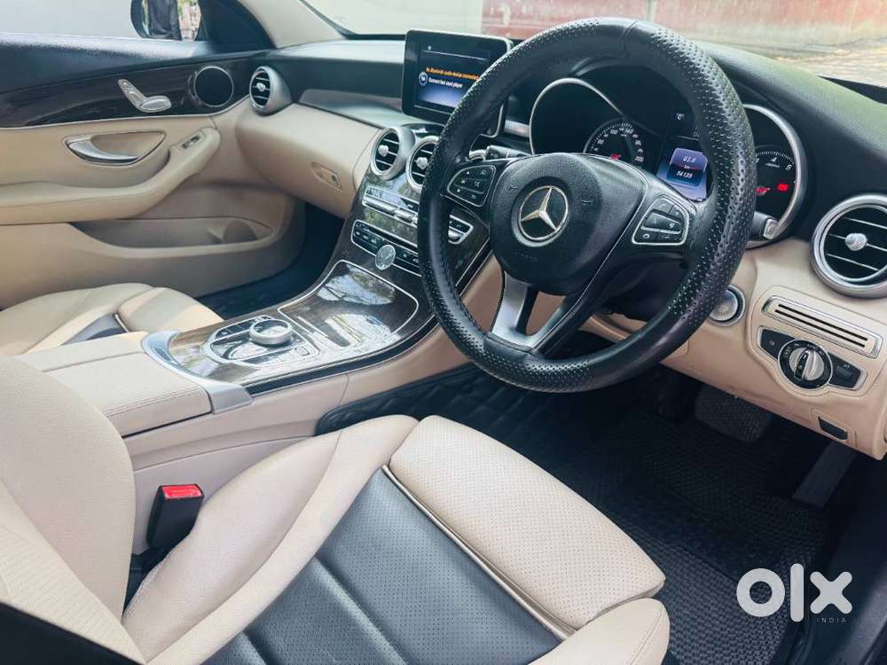 Mercedes-benz C 200 I Showroom Condition  Vip Maintained