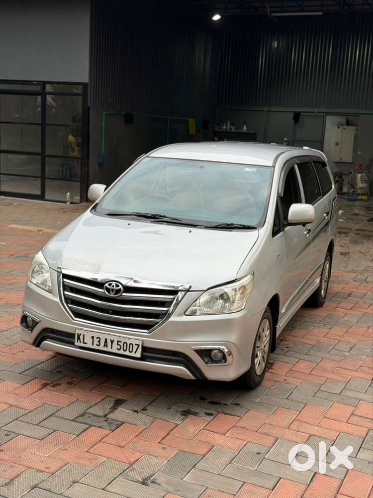 Toyota Innova Diesel 2014