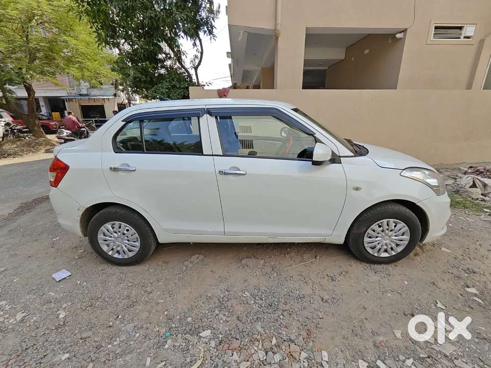 Maruti Suzuki Dzire Touris Hybrid Cng