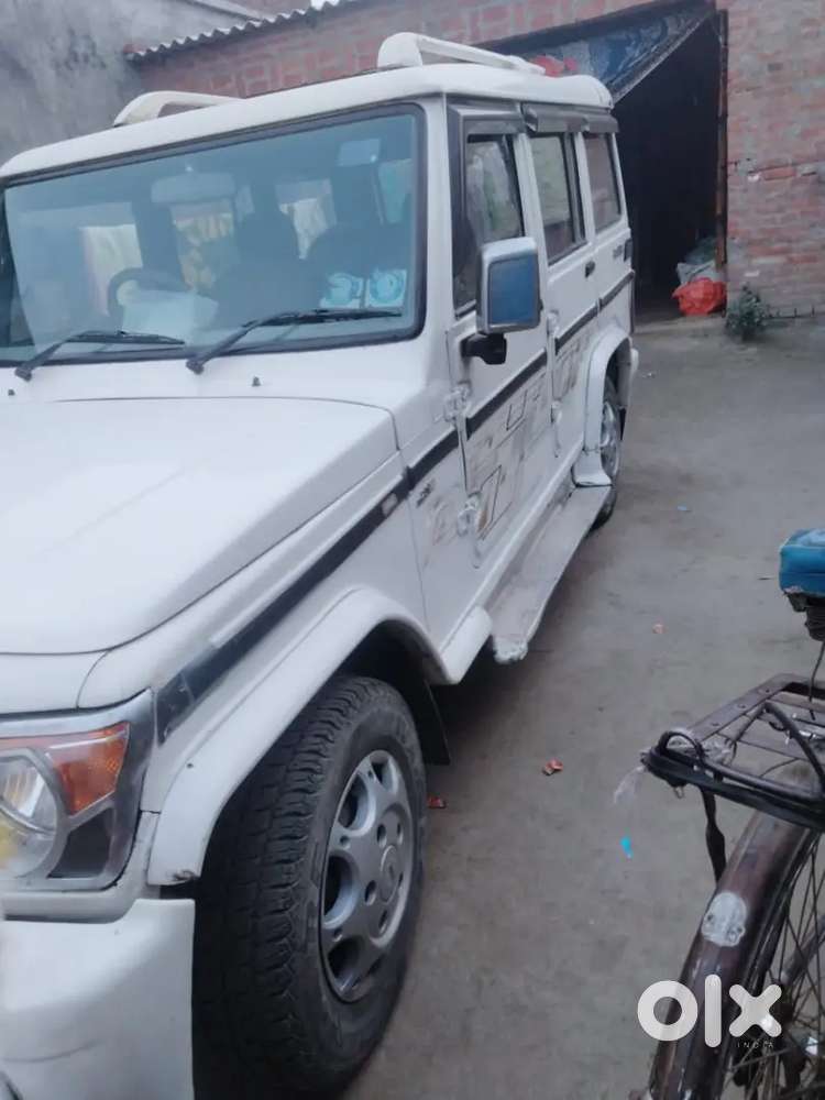 Mahindra Bolero Neo 2012