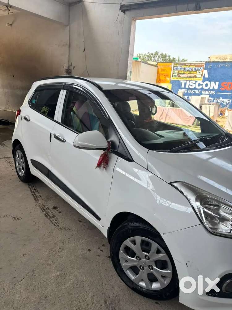 Hyundia Grand I10 Petrol