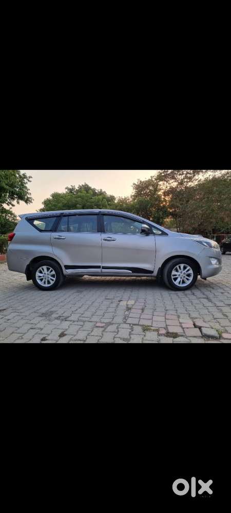 Toyota Innova Crysta 2.7 V, 2020, Petrol