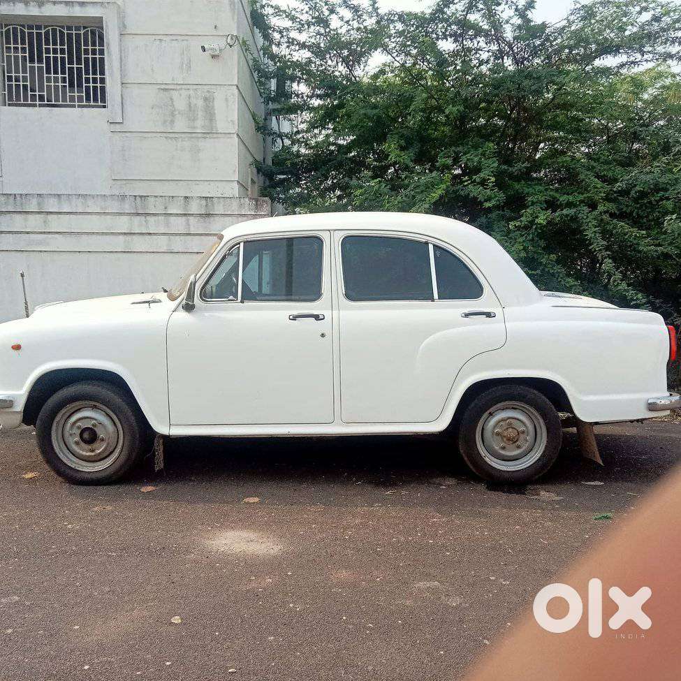 Ambassador Classic 2000 Dsz Ac, 2000, Diesel