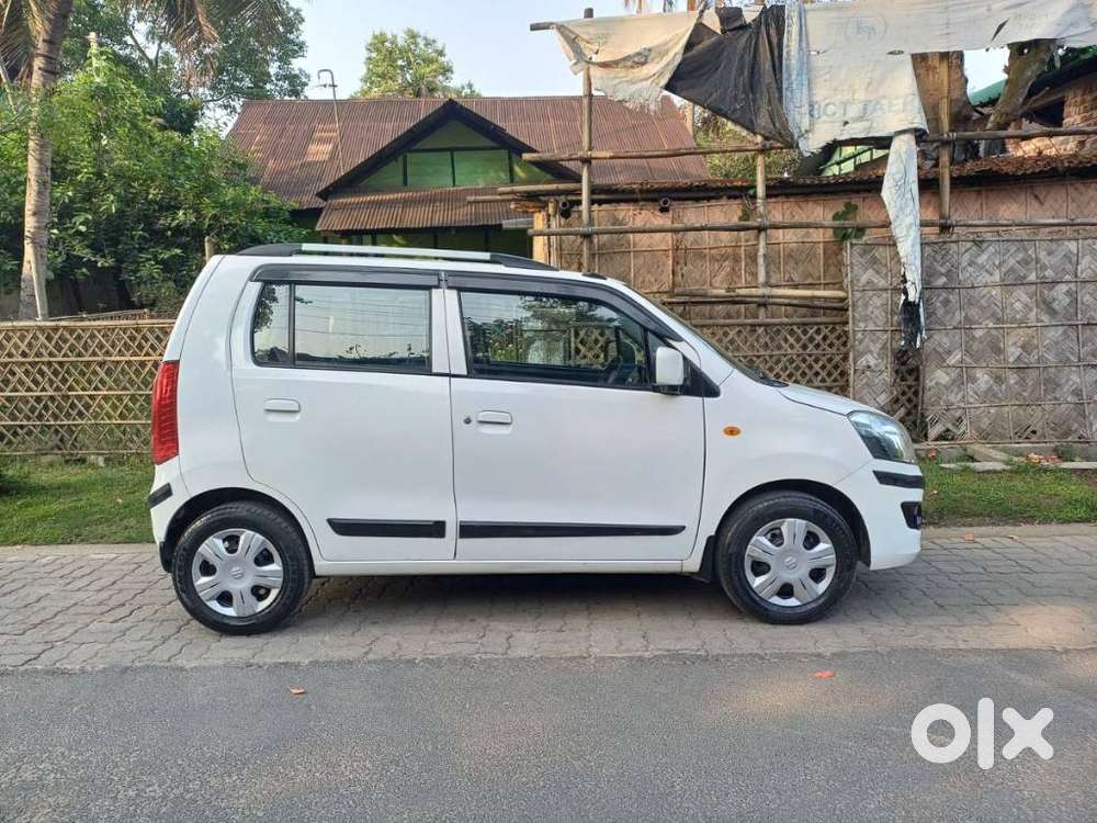 Maruti Suzuki Wagon R Vxi 1.0, 2015, Petrol
