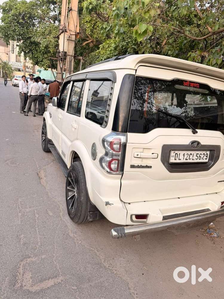 Mahindra Scorpio 2017 Diesel Well Maintained