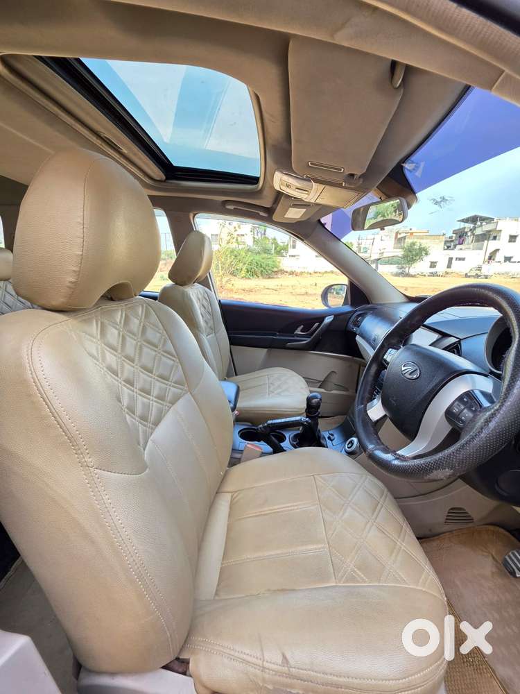 Mahindra Xuv500 2.2 W10, 2015, Diesel