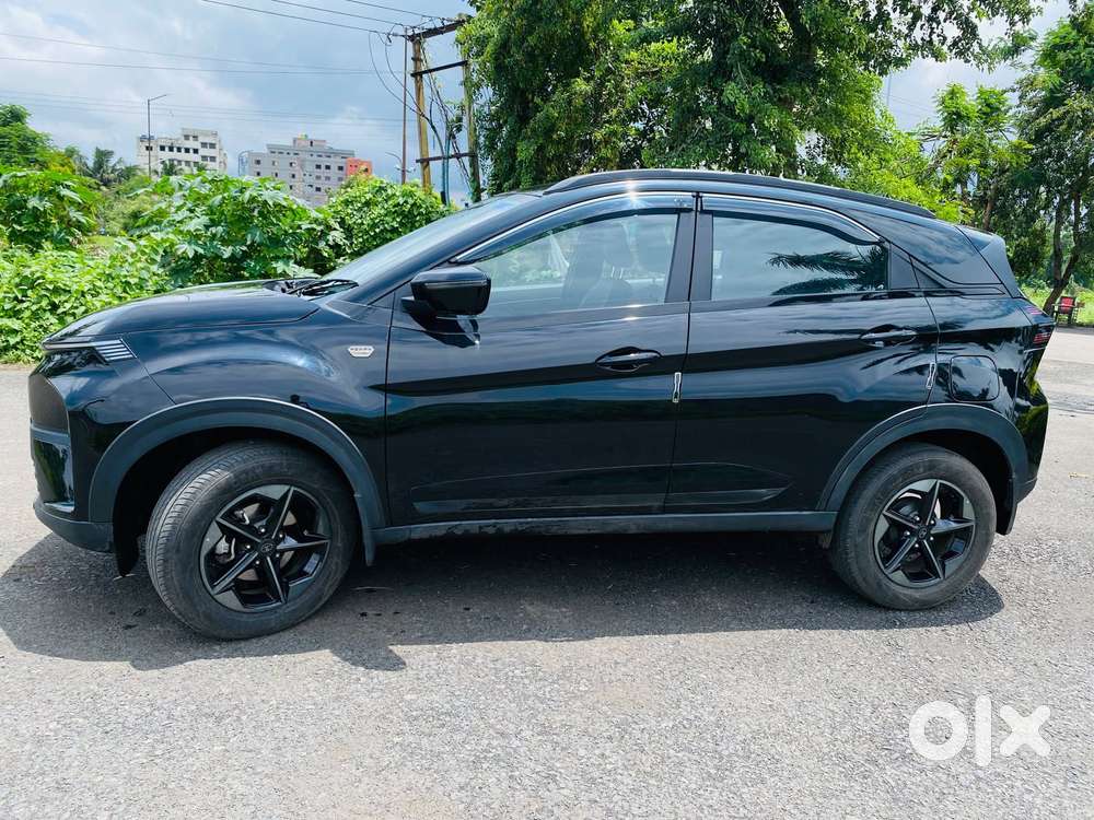 Tata Nexon Creative Plus S 1.2 Revotron Petrol 6 Mt, 2025, Petrol