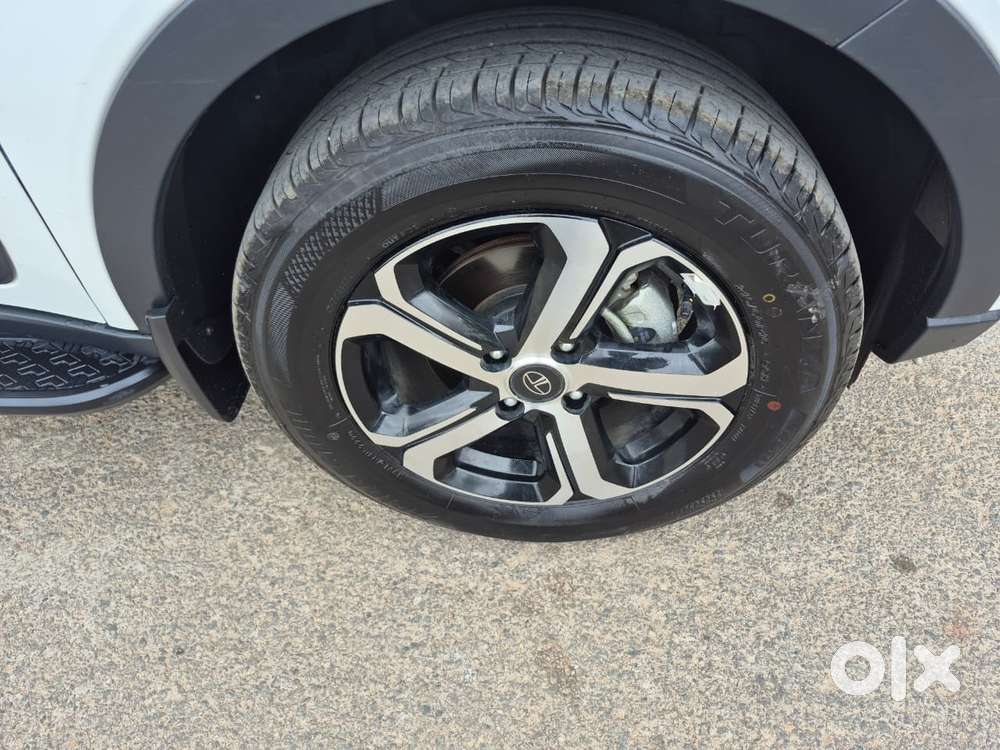 Tata Nexon 1.2 Revotron Xz Plus (s), 2023, Petrol