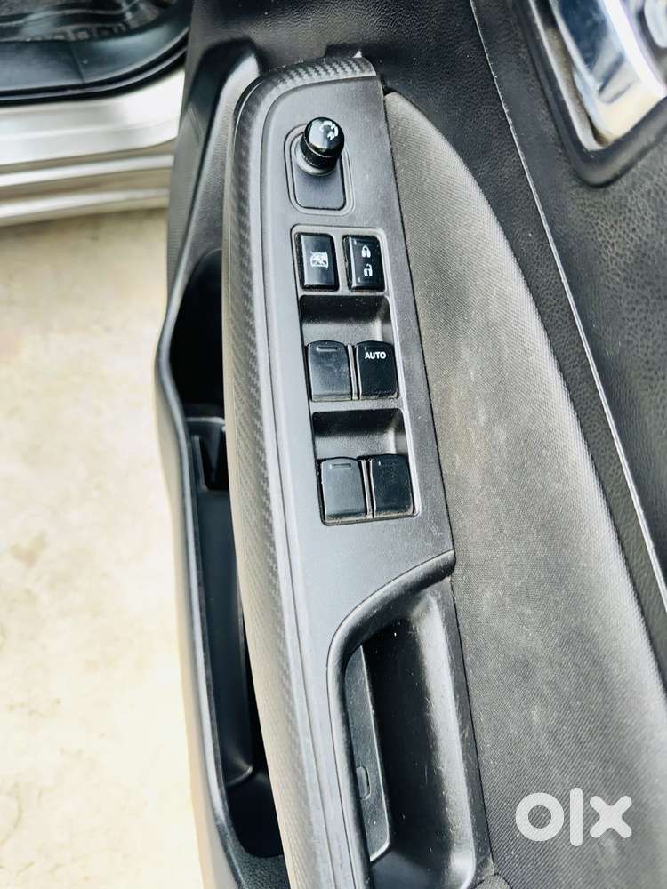 Maruti Suzuki Swift Vxi Glory Limited Edition, 2020, Petrol