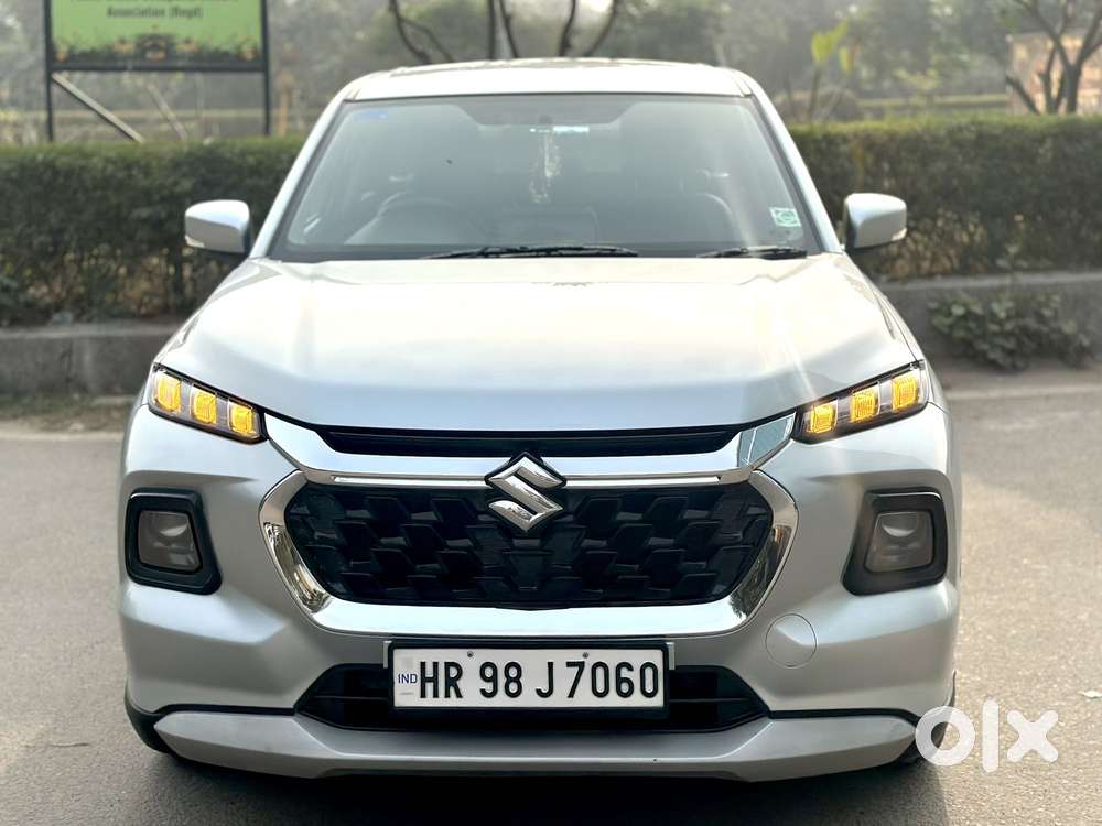 Maruti Suzuki Grand Vitara 1.5 Delta Smart Hybrid At, 2023, Petrol