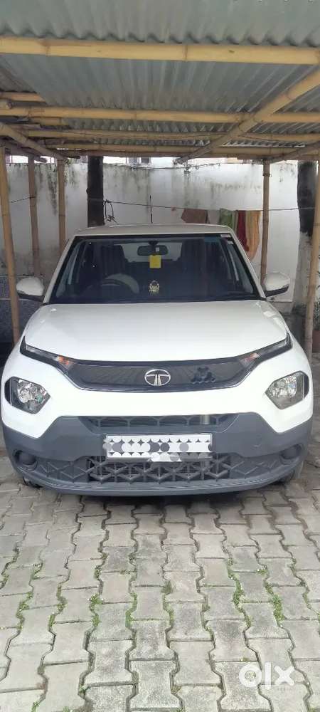 Tata Punch 2025 Petrol 1900 Km Driven