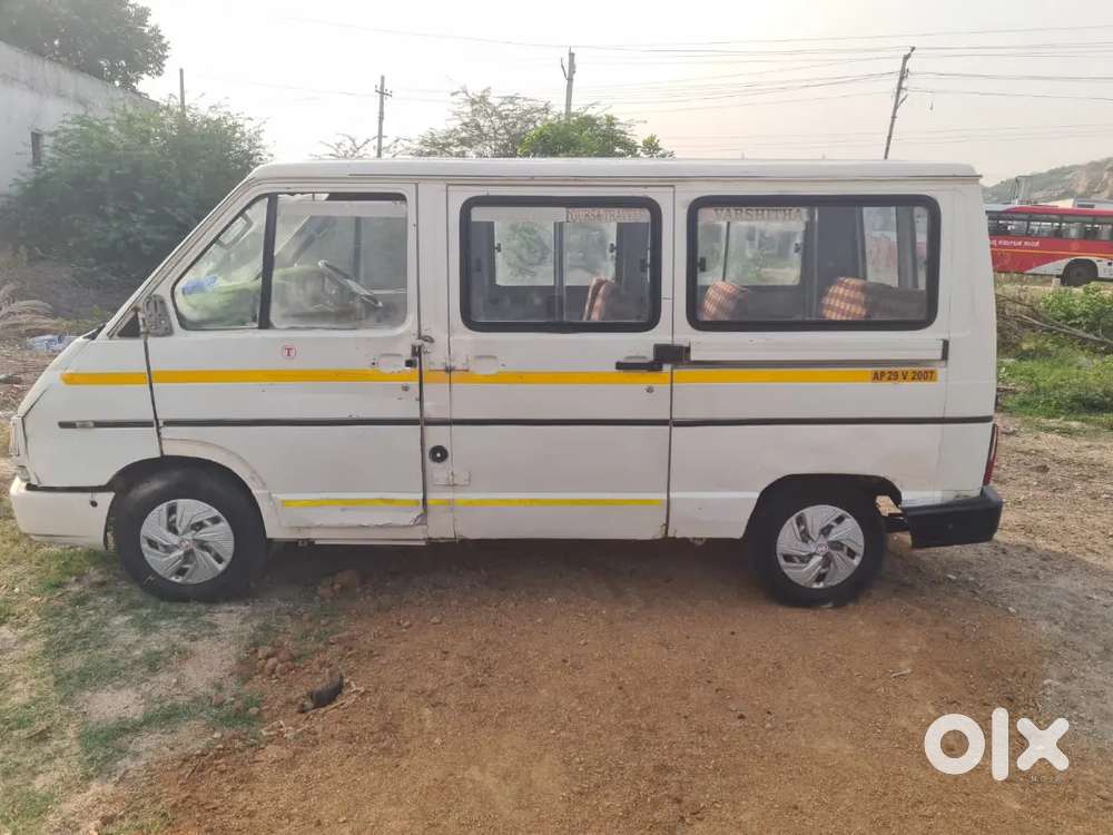 Tata Winger 2009 Diesel 157000 Km Driven