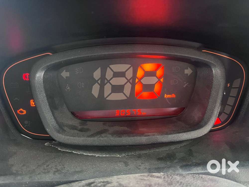 Renault Kwid Rxt Manual Climber, 2017, Petrol