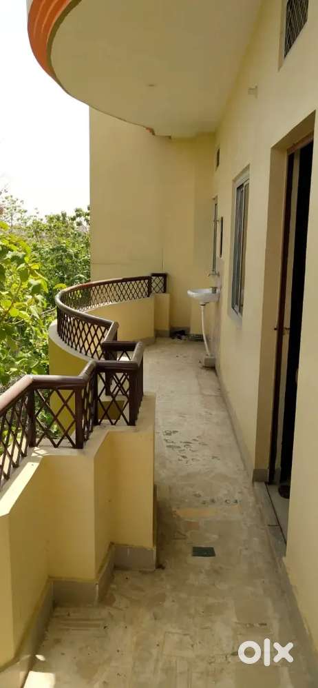 Flats available for rent for vegetarian family only