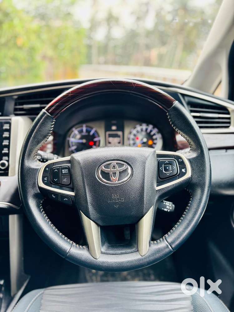 Toyota Innova Crysta 2.4 V, 2022, Diesel