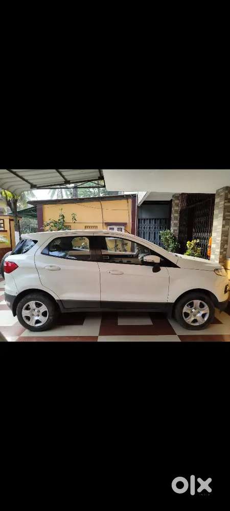 Ford Ecosport 2015 Petrol Ambiente