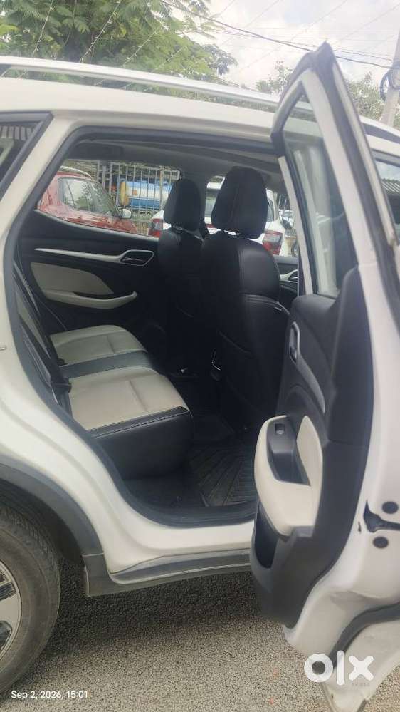 Mg Zs Ev Exclusive Iconic Ivory, 2023, Electric