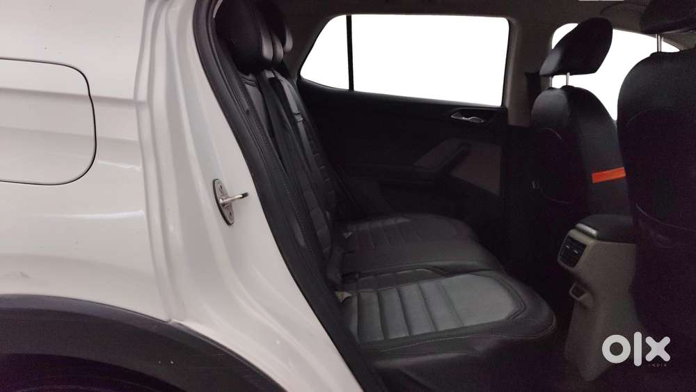 Skoda Kushaq 1.0 Ambition Classic Tsi At, 2021, Petrol
