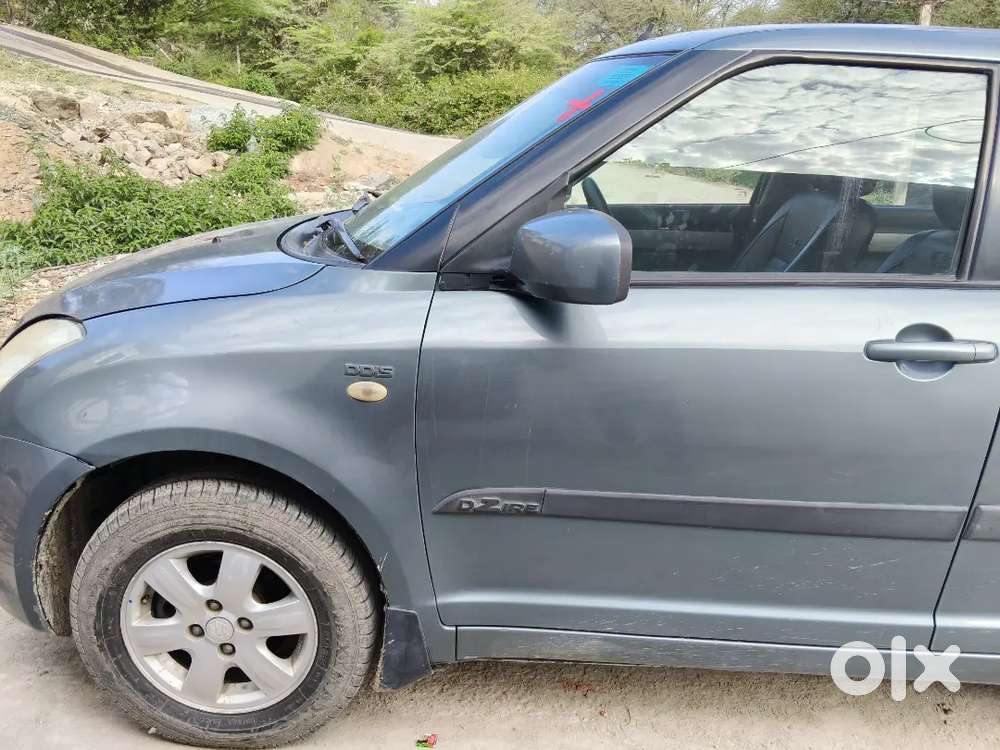 Maruti Suzuki Swift Dzire 2011