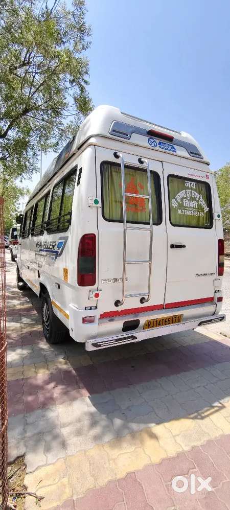 Force Motor Tempo Traveller
