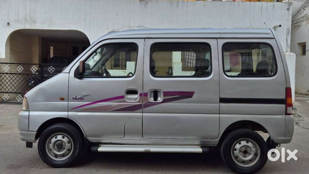 Maruti Suzuki Versa Dx 8 Seater, 2004, Petrol