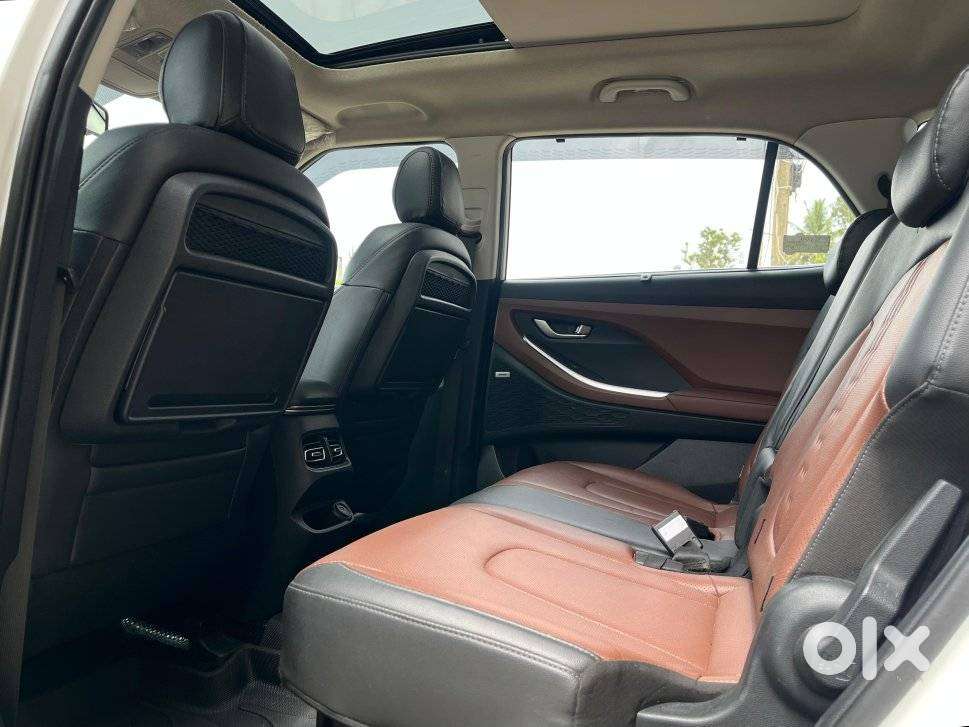 Hyundai Alcazar Platinum, 2021, Petrol