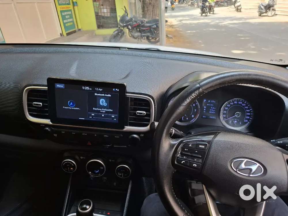 Hyundai Venue 2019 Petrol Well Maintained