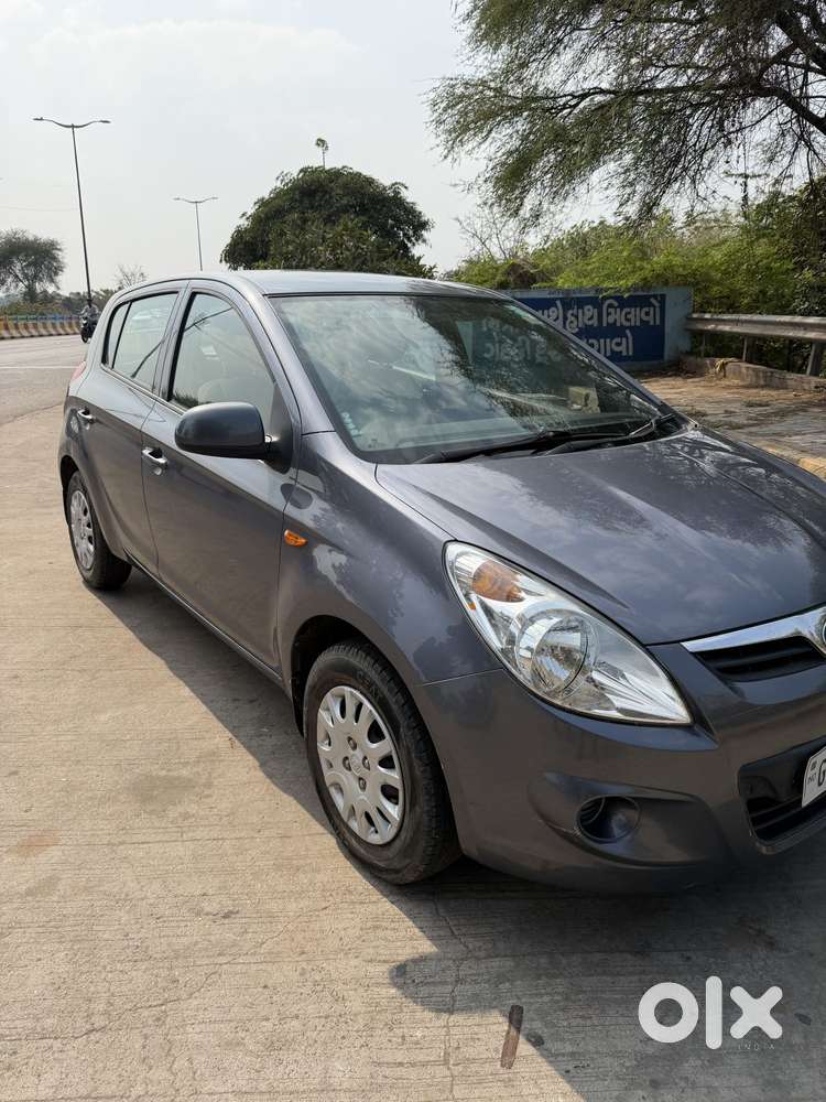 Hyundai I20 Petrol Cvt Magna Executive, 2011, Petrol