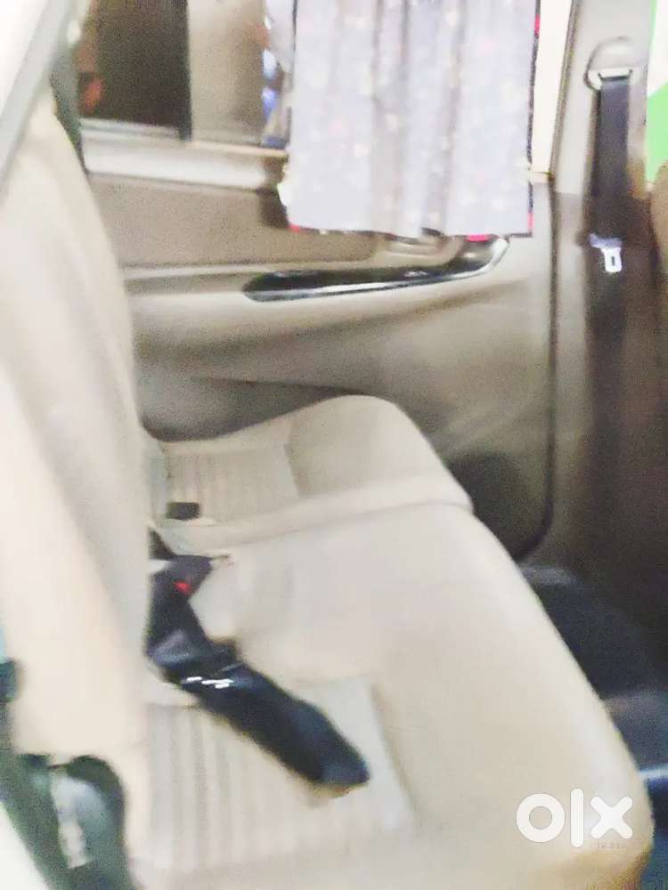 Toyota Innova 2016