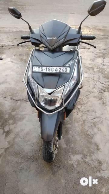 Olx best sale scooty dio