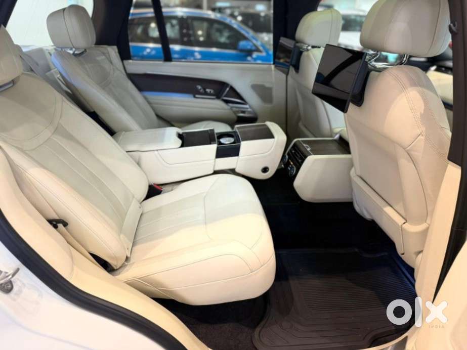 Land Rover Range Autobiography Lwb 4.4 Petrol 7 Str, 2023, Petrol