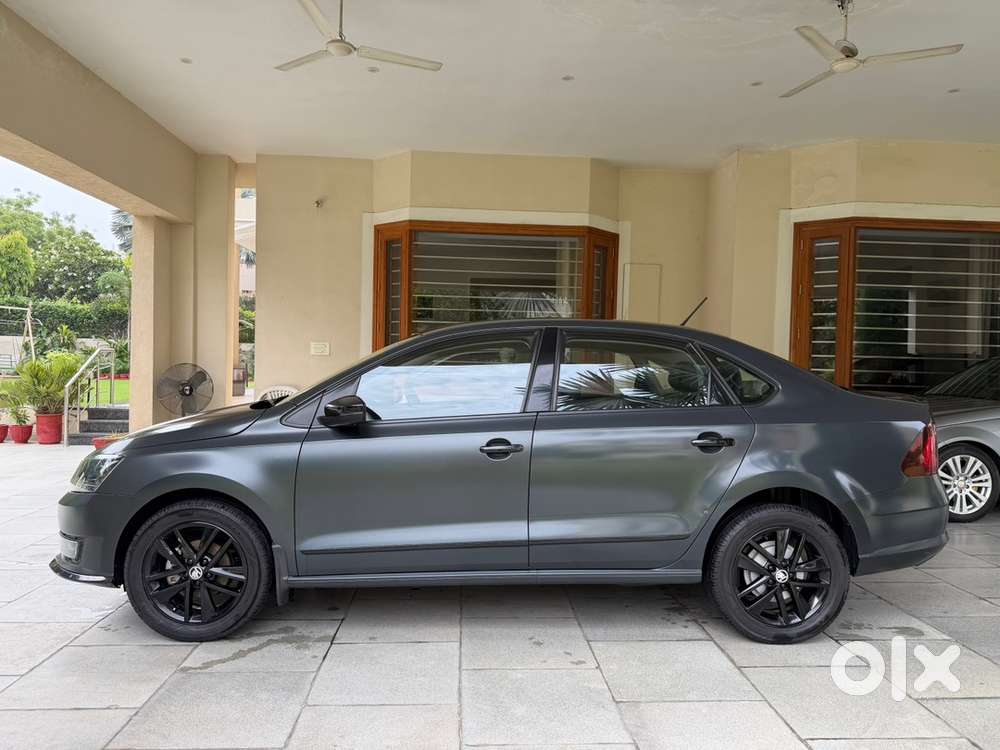 Skoda Rapid 1.0 Matte 2022
